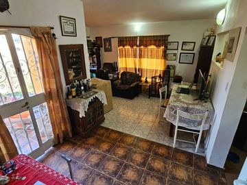 VENTA CASA 2 DOM MAS DEPTO VLLA STA CRUZ DEL LAGO