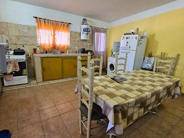 VENTA CASA 2 DOM MAS DEPTO VLLA STA CRUZ DEL LAGO
