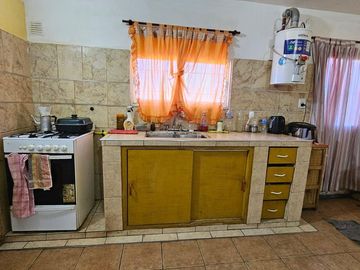VENTA CASA 2 DOM MAS DEPTO VLLA STA CRUZ DEL LAGO
