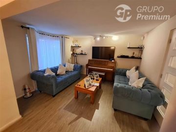 Casa en Venta en Valle Lo Campino