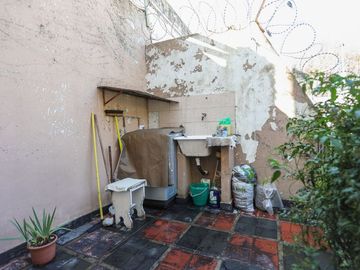 VENTA PH 5 AMBIENTES  PARQUE CHAS  PATIO  COCHERA