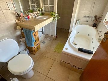 CASA 5 AMB EN VENTA EN PALOMAR OPORTUNIDAD