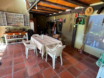 CASA 5 AMB EN VENTA EN PALOMAR OPORTUNIDAD