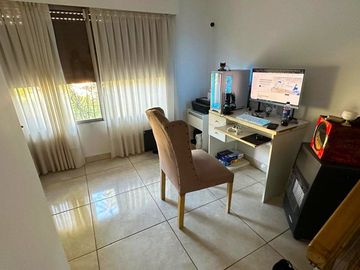 CASA 5 AMB EN VENTA EN PALOMAR OPORTUNIDAD