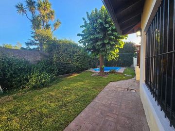 CASA EN VENTA 3 AMBIENTES EL PINAR DEL VISO