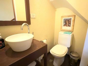 EXCELENTE CASA TRIPLEX EN VENTA 5 AMBIENTES