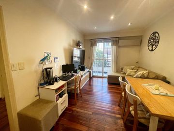 Departamento 3 ambientes flores venta por escalera