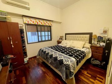Departamento 3 ambientes flores venta por escalera