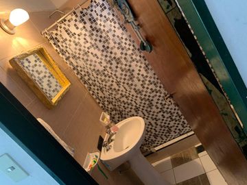 VENTA CASA VIRREY DEL PINO PISCINA QUINCHO
