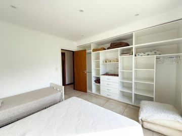 VENTA CASA QUINTA C/PILETA ZONA PARAISO TANDIL