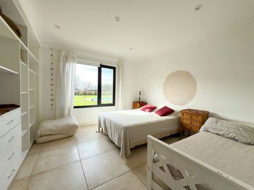 VENTA CASA QUINTA C/PILETA ZONA PARAISO TANDIL