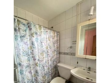 Amplia Casa en pasaje Seguro, remodelada!