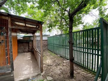 Amplia Casa en pasaje Seguro, remodelada!