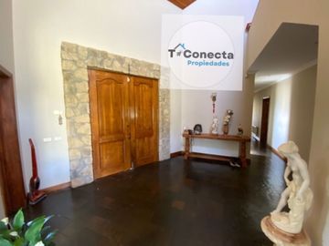 Exclusiva  Casa en Parcela Limache V Región