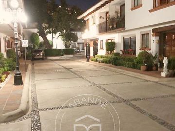 HERMOSA CASA EN VENTA EN CONDOMINIO, IMPECABLE, EXCELENTES ESPACIOS, SEGURIDAD