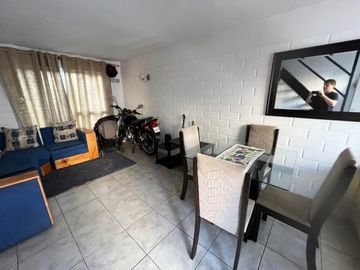 VENTA CASA EN CONDOMINIO 3HAB 1BA LA CRUZ