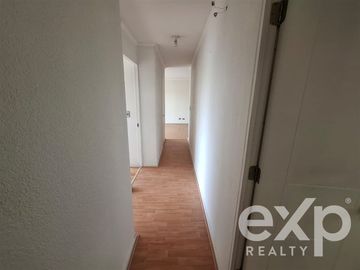 Departamento en Venta en Metro Elisa Correa