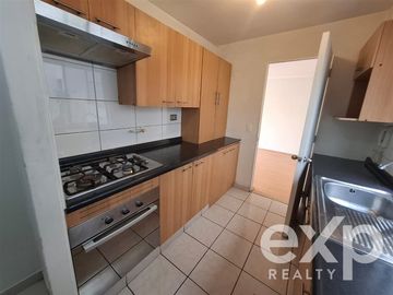 Departamento en Venta en Metro Elisa Correa