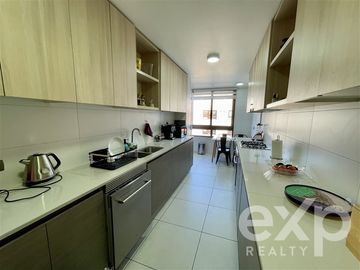 Departamento en Venta en Av. El Tranque