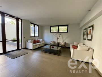 Departamento en Venta en Av. El Tranque