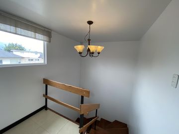 Casa en venta Mirasierra- Valle de lo Chillos