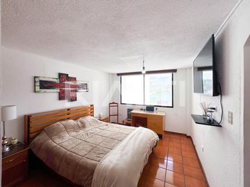 Casa con piscina de venta en Cumbayá La Primavera
