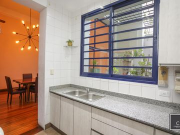 Casa en Colegiales ideal Instituciones Comercio Gastronomía Arte Terraza
