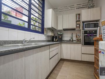 Casa en Colegiales ideal Instituciones Comercio Gastronomía Arte Terraza