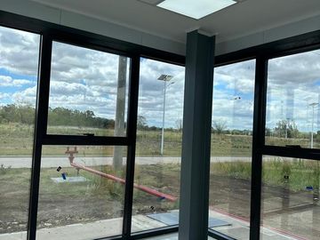 Depósito en venta en Los Cardales