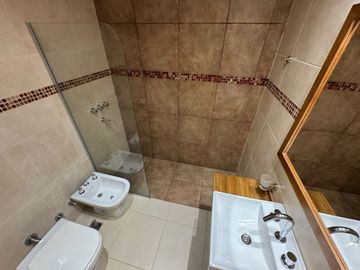 Duplex de 3 dormitorios en barrio cerrado Lomas de Alem