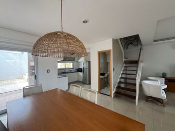 Duplex de 3 dormitorios en barrio cerrado Lomas de Alem