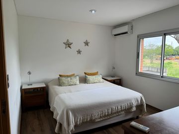 Duplex de 3 dormitorios en barrio cerrado Lomas de Alem