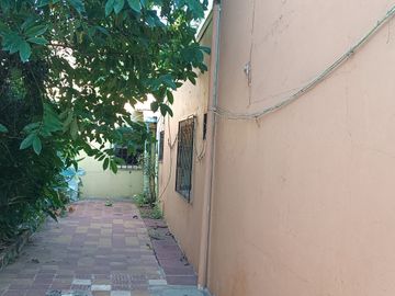 CASA A RECICLAR EN ZONA DE AV. LAVALLE Y CABRED. POSADAS, MISIONES. VENTA