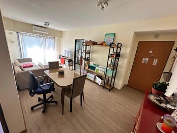 DEPARTAMENTO 2 AMBIENTES EN BARRACAS VENTA