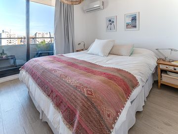 Departamento en venta en La Lucila - Vista al río y cochera