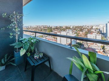 Departamento en venta en La Lucila - Vista al río y cochera