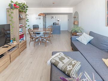 Departamento en venta en La Lucila - Vista al río y cochera