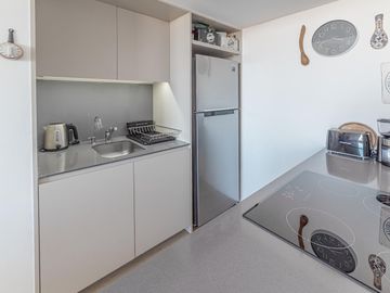 Departamento en venta en La Lucila - Vista al río y cochera