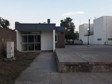 Dúplex para venta en complejo Holmberg - Planta Baja