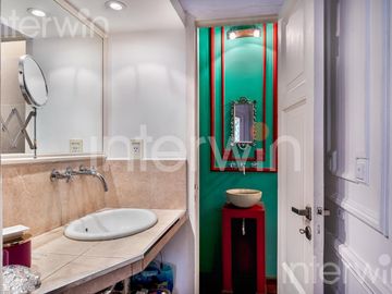 PH - 7 Ambientes y dependencias - con balcón y cochera - Caballito - VENTA