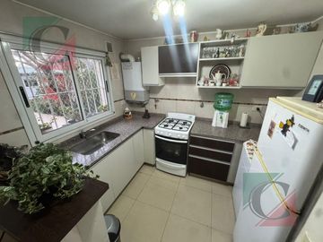 Departamento 2 ambientes con balcon