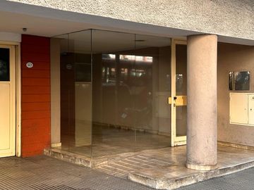 Departamento en venta de 2 ambientes con cochera en Caballito