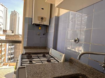 Departamento en venta de 2 ambientes con cochera en Caballito