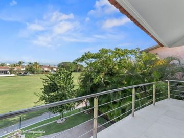 Casa de lujo en venta en El Tigre Nuevo Vallarta con vista al golf