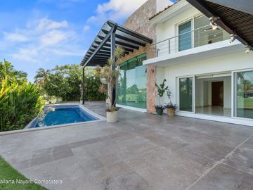 Casa de lujo en venta en El Tigre Nuevo Vallarta con vista al golf