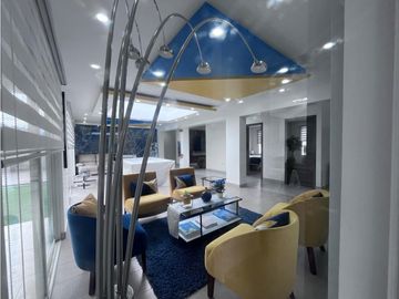 Sangolqui, Casa en Venta, 250m2, 3 Habitaciones
