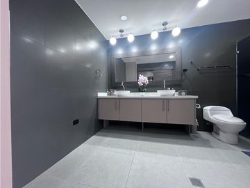 Sangolqui, Casa en Venta, 250m2, 3 Habitaciones