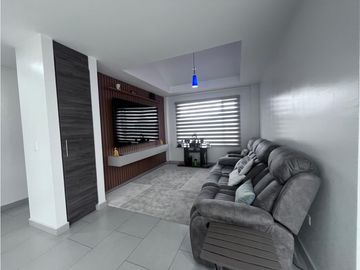 Sangolqui, Casa en Venta, 250m2, 3 Habitaciones
