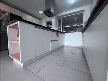 Sangolqui, Casa en Venta, 250m2, 3 Habitaciones