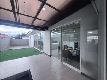 Sangolqui, Casa en Venta, 250m2, 3 Habitaciones